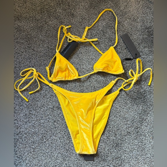 triangl swimwear Other - Triangl Yellow Velour Bikini